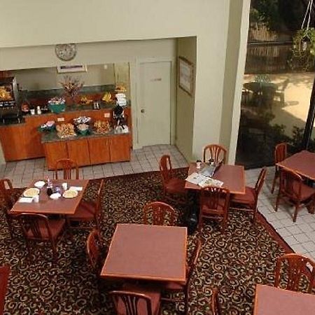 Huntsville Hotel & Suites מסעדה תמונה